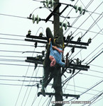 女租客洗澡時(shí)觸電身亡，多方推卸責(zé)任