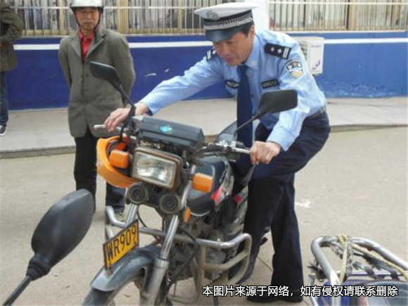 出借未年檢摩托車發生事故，車主被判承擔20%的責任