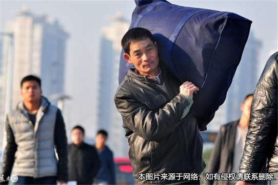 丈夫外出務(wù)工不顧家，妻子起訴離婚