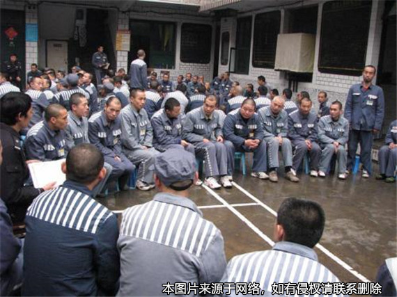 罪犯逃亡期間結婚，被判刑后妻子起訴離婚獲支持