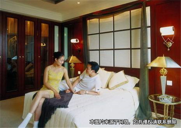 情侶開房后女方發(fā)現(xiàn)自己懷孕，向男方索賠卻被男方反訴侵權(quán)