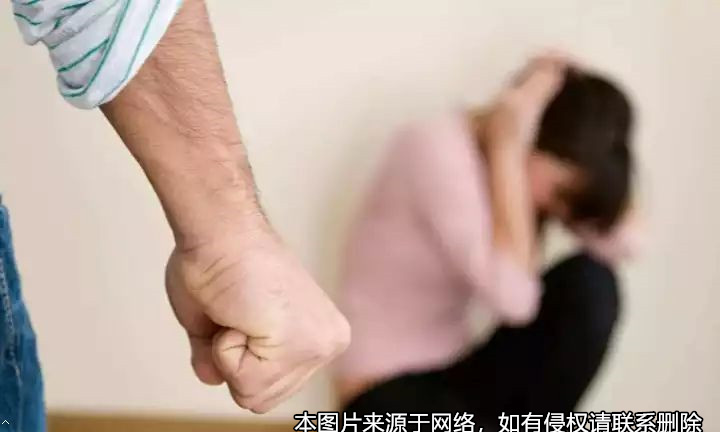 丈夫家暴，妻子起訴離婚并訴賠償