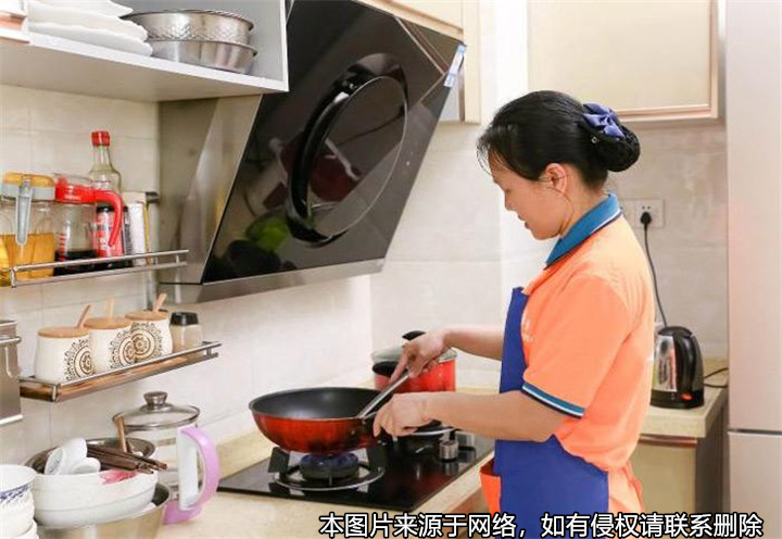 與保姆結婚后，老人將房產(chǎn)過戶給兒子又立遺囑留給保姆