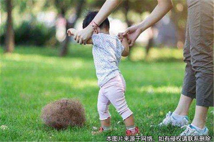 夫妻離婚時(shí)均不愿意撫養(yǎng)子女，法官耐心調(diào)解化糾紛