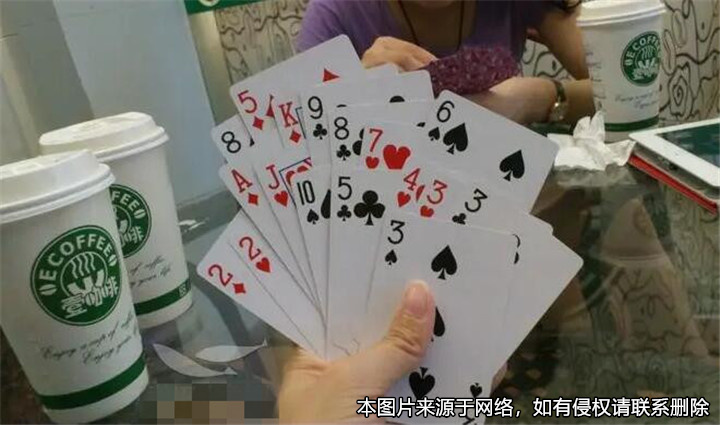 男子因前妻打牌，起訴變更撫養權被法院駁回